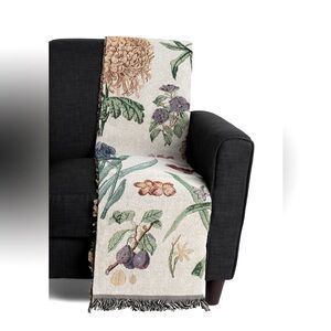 CHEFANIE Knitted Floral Throw Blanket With Fringe Trim - Cotton - 51"x 71"